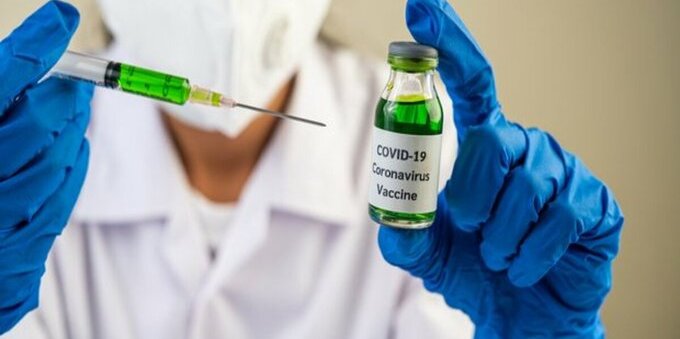 Perché non basta un test sierologico per evitare la terza dose del vaccino anti-Covid