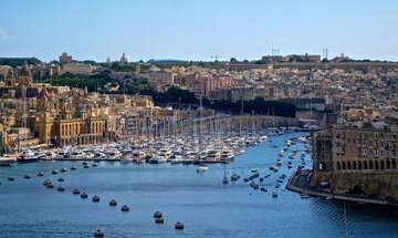 Andare a lavorare a Malta: documenti, burocrazia e professioni più richieste 