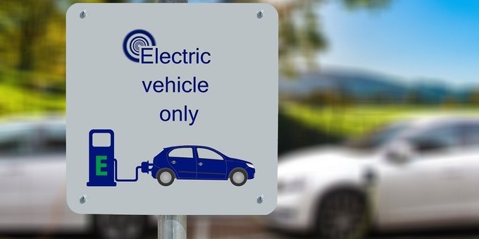 NIO, Tesla, Ford: come investire sull'automotive del futuro