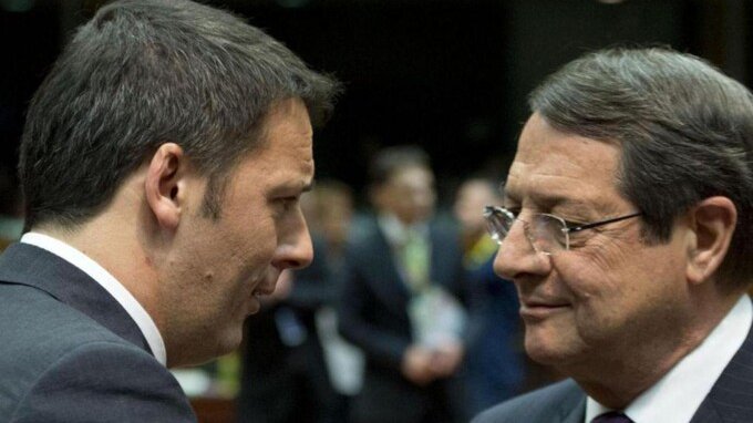Draghi premier al posto di Conte? Il piano di Renzi per lo sgambetto