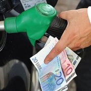 Oggi finisce il taglio accise per benzina e diesel, come cambieranno i prezzi da domani?