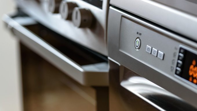 Consuma di più il forno o la friggitrice ad aria?