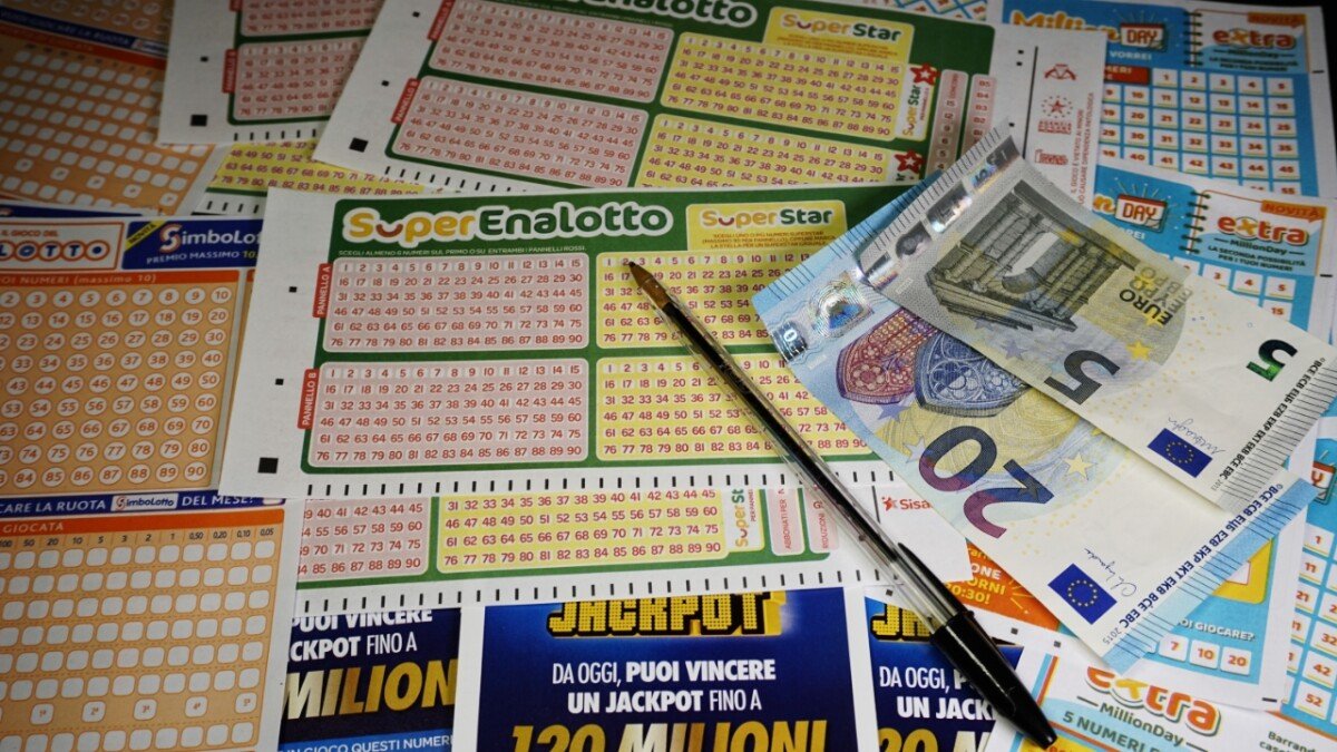 i numeri del superenalotto oggi