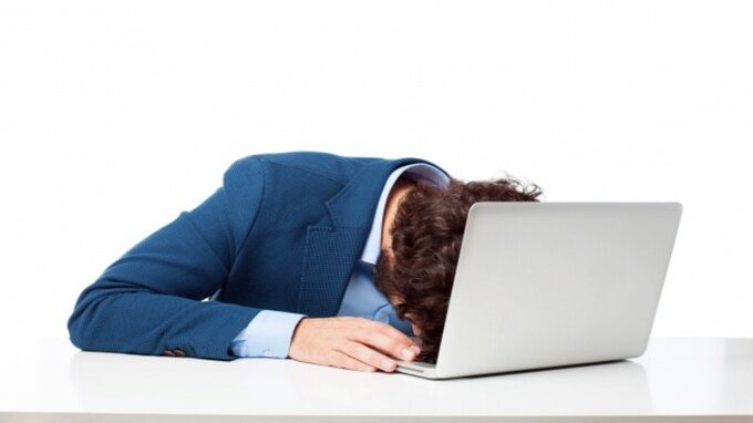 Amazon cloud (AWS) è in down oggi. L'elenco di siti e servizi che non funzionano. Quando si risolve?
