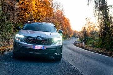 Connettività e sistemi di sicurezza di Renault Austral