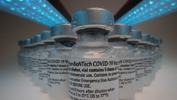 Vaccini: Svezia smette di pagare Pfizer