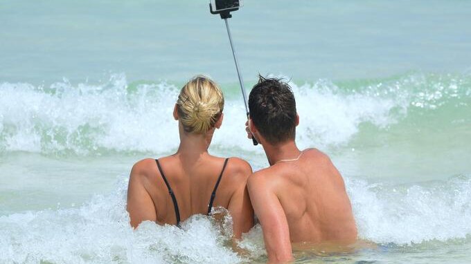 I migliori selfie stick in offerta su Amazon
