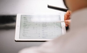 Fattura inviata in ritardo: cosa si rischia e come evitare sanzioni