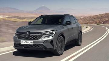 Renault Austral: motori, allestimenti, dotazioni, prezzi, foto