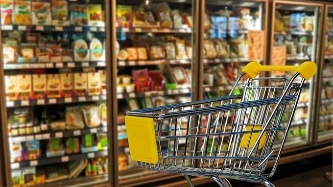 Stangata inflazione, a maggio +3,2%. Fino a €1.461 di spese in più per le famiglie con due figli secondo Codacons