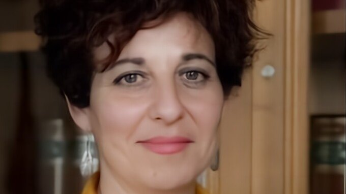 Caro benzina, rischio scaffali vuoti nei supermercati: cosa succede con il blocco dei camionisti, l'intervista a Grippa (M5s)