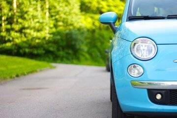 Gli automobilisti sono invitati a mettere il detersivo per i piatti nelle auto 