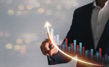 Perché le aziende ignorate dai media stanno vincendo sul FTSE 100?