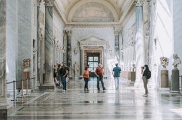 €6 milioni dallo Stato per creare 3 musei su pizza, vino e olio