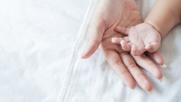 Assegno di maternità Comuni, requisiti e importi del bonus mamme disoccupate 2025