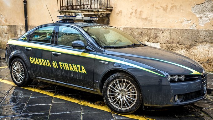 Concorso Guardia di Finanza, bando per 66 allievi: prove e requisiti