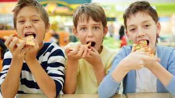 Le merendine più salutari per i bambini: la classifica