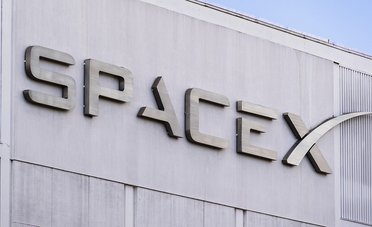 SpaceX di Elon Musk pronta alla quotazione in borsa con la più grande IPO della storia