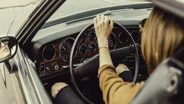 È legale dormire in auto? Cosa dice la legge italiana a riguardo