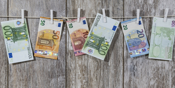 Bonus 80 euro 2020 anche per colf e badanti, ma non in busta paga: ecco le regole