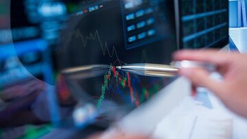 Isteria a Wall Street, mistero su riunione Fed e taglio tassi imminente. Piazza Affari -5,18%, focus banche