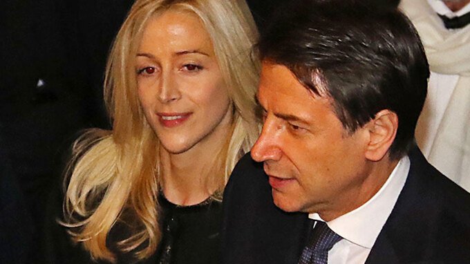Conte, la Procura di Roma indaga sull'uso della scorta: cosa è successo