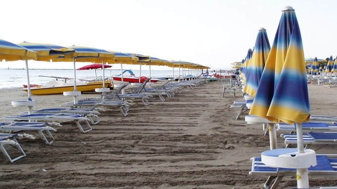 Concessioni balneari: per gli indennizzi si rimanda a decreto attuativo