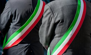 Qual è il sindaco più amato d'Italia? La classifica 2025 del gradimento tra i primi cittadini