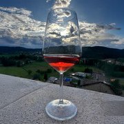 15% di dazi e il bicchiere di vino resta mezzo vuoto (ma può essere un'opportunità)