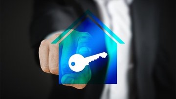 Lavori in casa, il vicino deve consentire l'accesso nella proprietà privata?