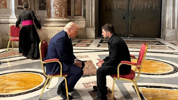 Cosa si sono detti Trump e Zelensky durante i funerali di Papa Francesco