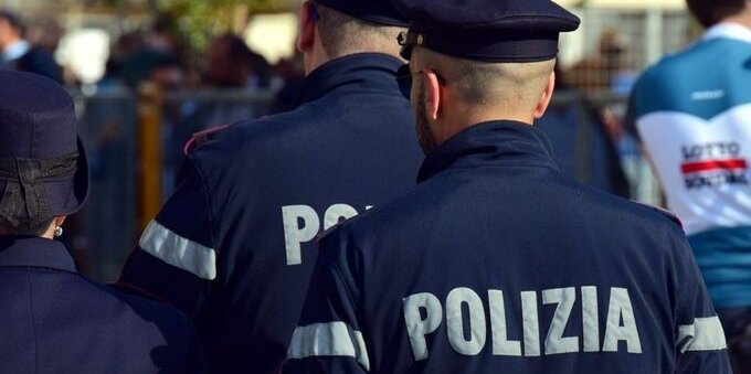 Maxi concorso Polizia di Stato aperto anche ai civili: bando, posti e requisiti