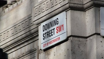 Il patrimonio di Andy Burnham, il (possibile) nuovo primo ministro del Regno Unito dopo Starmer