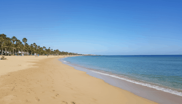 28°C a ottobre, spiagge deserte e birra economica. Gli italiani hanno scoperto un nuovo paradiso