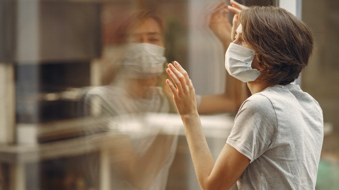 Il medico di Stanford: per riprenderci dai danni dei lockdown ci vorranno almeno 20 anni 