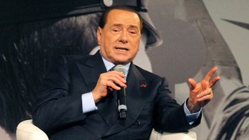 Ascolti Tv, chi ha vinto ieri tra gli speciali su Berlusconi: la classifica dei canali più visti