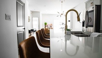 Quanto consuma il piano a induzione? Conviene davvero?