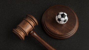 Scommesse, la diretta: Corona fa i nomi di altri tre giocatori, risponde la procura