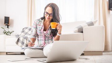 Multa per ogni lavoratore in smart working, ecco cosa cambia da lunedì 1 aprile