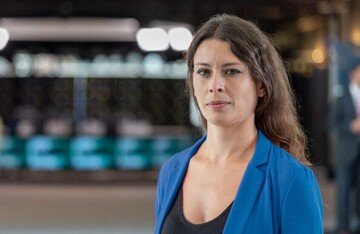 Moda sostenibile. Sabrina Pignedoli, UE: «Occorre un impegno corale». Ne parliamo il 27/10 alle 17 a Bologna
