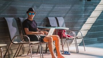 I 10 Paesi al mondo in cui tutti sognano di lavorare. 2 sono in Europa