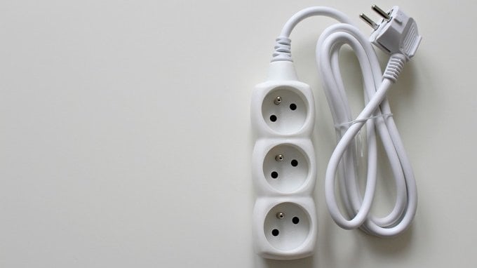 Perché il prezzo dell'elettricità è sempre più alto?
