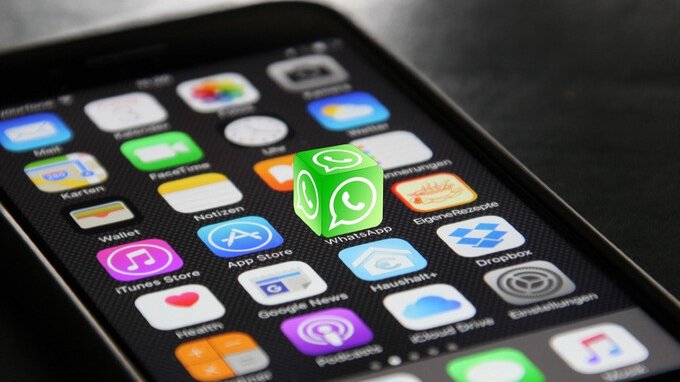 WhatsApp cambierà presto il modo in cui usare gli sticker