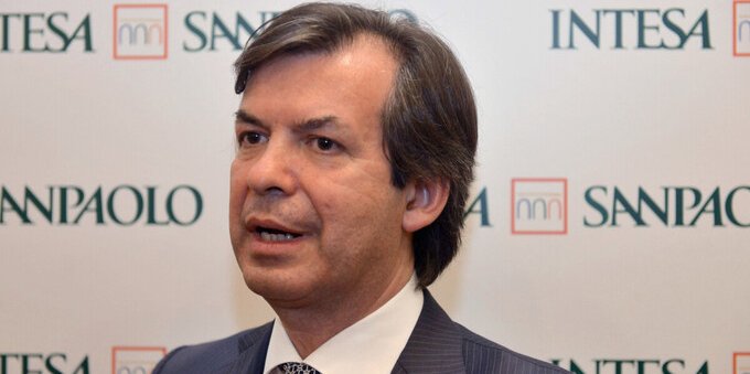 Intesa Sanpaolo regina del Ftse Mib: dove può arrivare dopo il rialzo dei tassi Bce? 