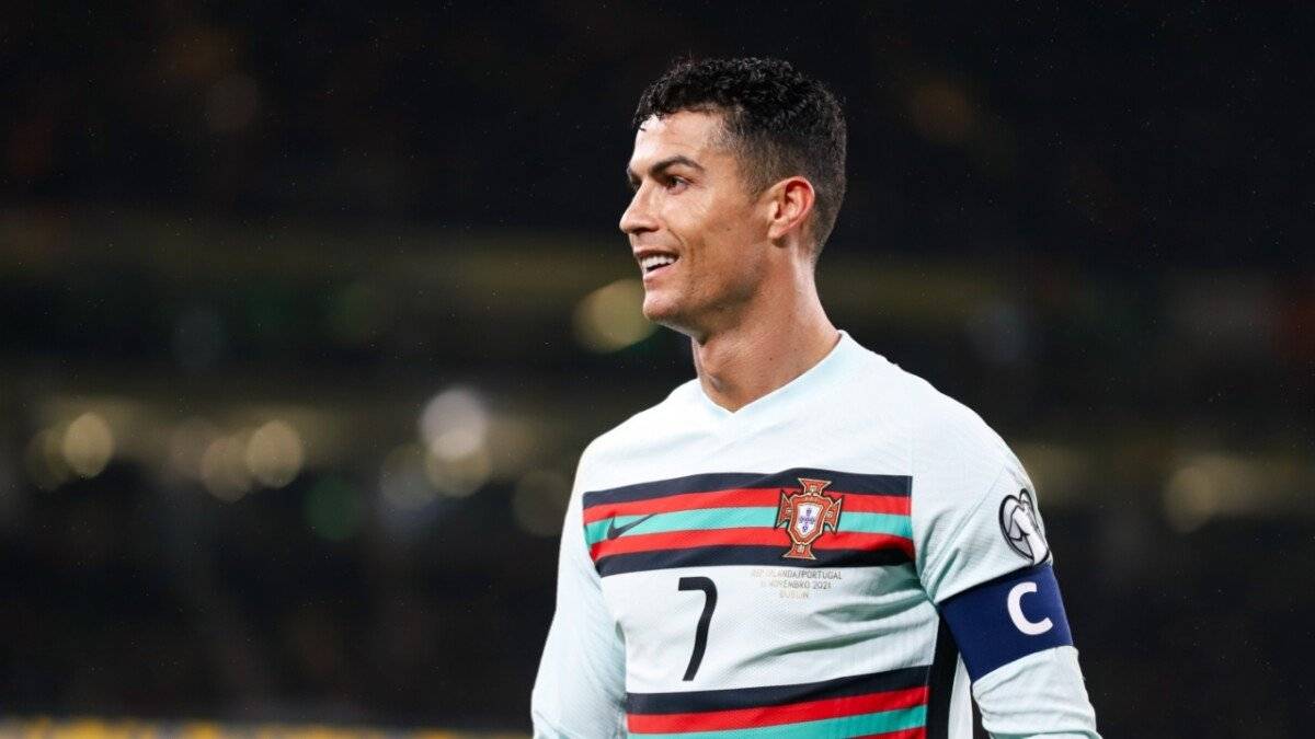 quanto guadagna cristiano ronaldo all anno