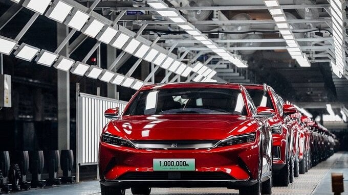 Arriva in Italia un'auto ibrida plug-in hybrid a meno di €20.000. E c'è una promozione super con la rottamazione