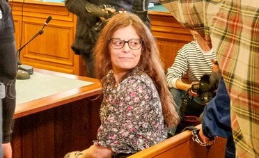 Ivan Bonnin, chi è e quanto guadagna il presunto fidanzato di Ilaria Salis?