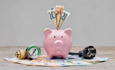 Bonus luce e gas da 532 euro, ecco chi ne ha diritto e gli importi aggiornati