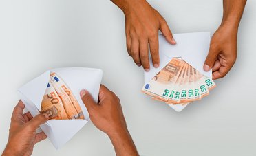 Busta paga e innovi contrattuali, ottobre è decisivo. Quando arrivano gli aumenti per bancari, cooperative e commercio