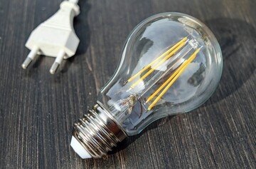 Questo paese aumenta il prezzo dell'elettricità del 50%